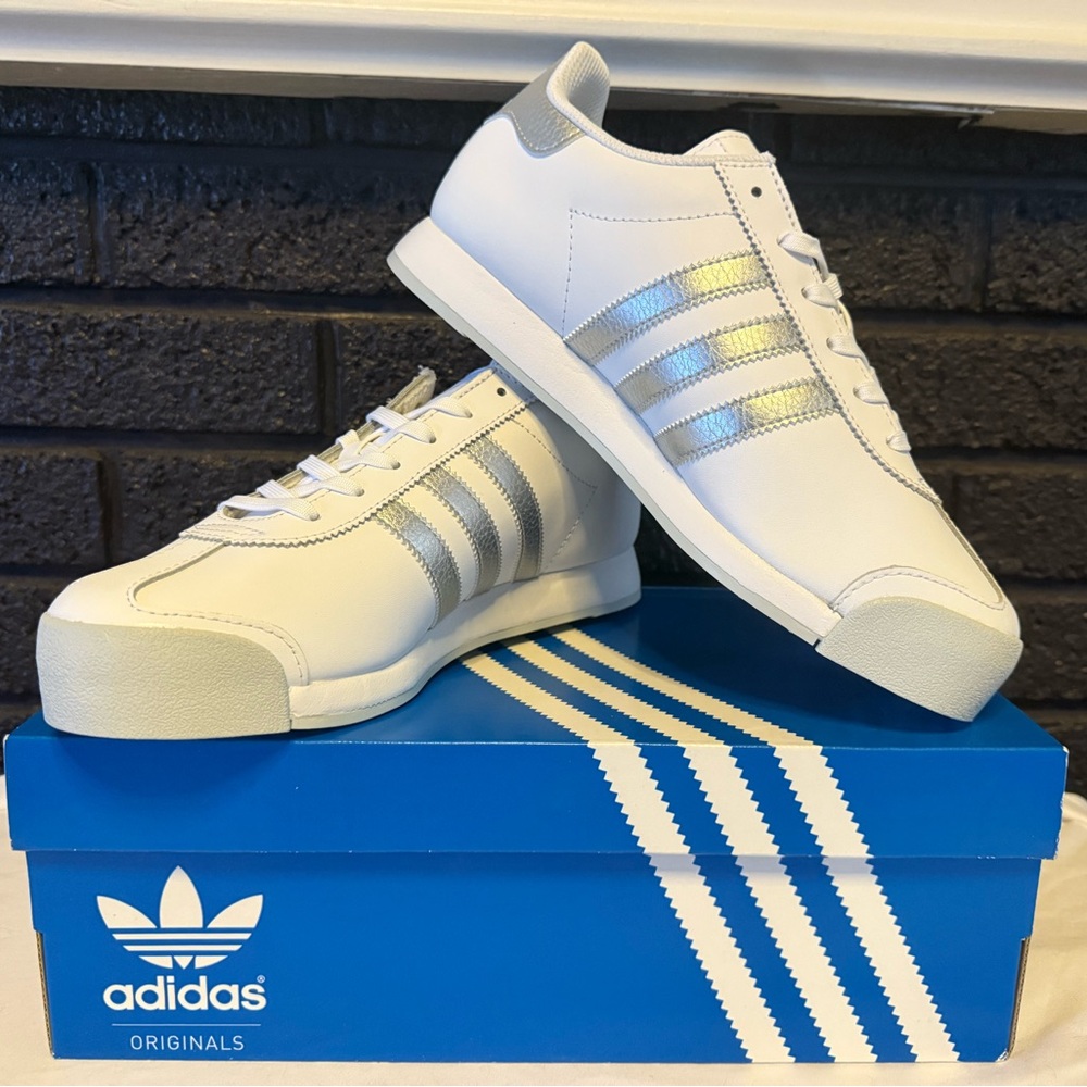 ADIDAS Originals Samoa (2016) White Silver AQ7912 WMNs 8.5 New w/ Original Box